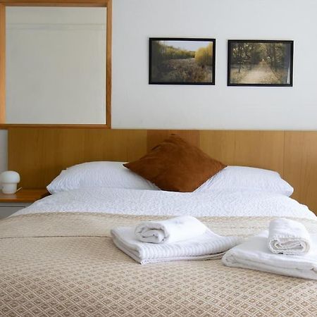 One-Bedroom Flat In Cheam Village Zewnętrze zdjęcie