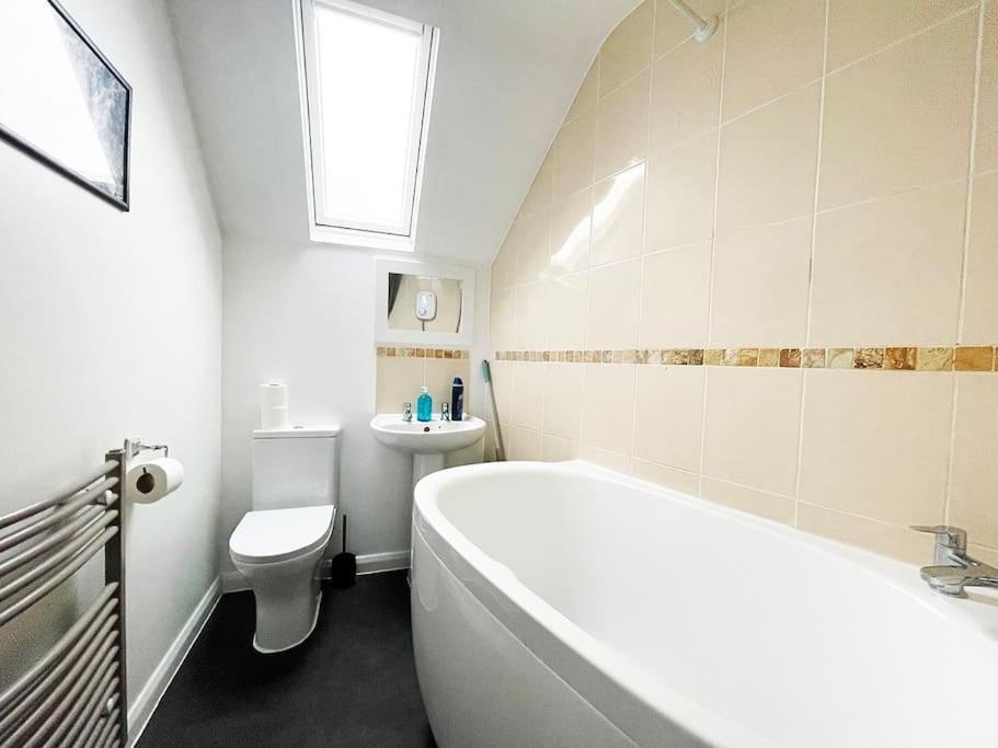 One-Bedroom Flat In Cheam Village Zewnętrze zdjęcie